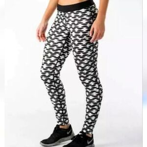 Nike Running Leggings Run Fast Live Fearless